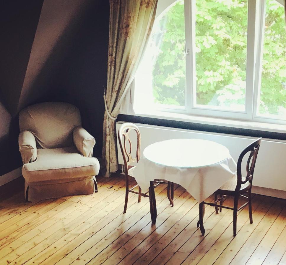 B&B 'T Kasteel & 'T Koetshuys เวอร์เนอ ภายนอก รูปภาพ