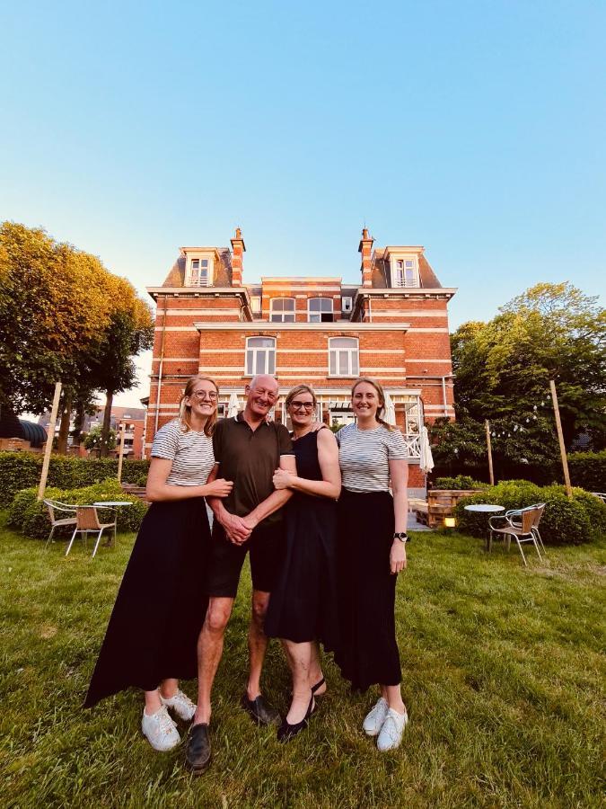 B&B 'T Kasteel & 'T Koetshuys เวอร์เนอ ภายนอก รูปภาพ