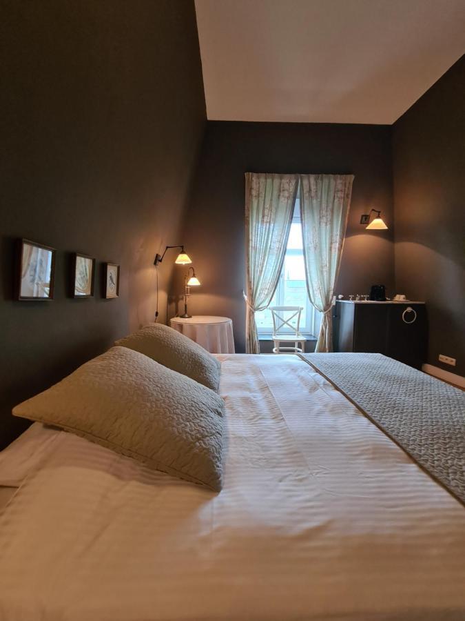B&B 'T Kasteel & 'T Koetshuys เวอร์เนอ ภายนอก รูปภาพ